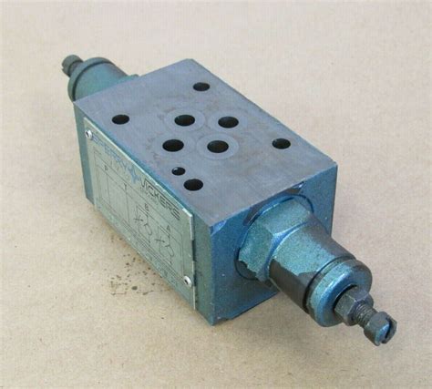 sperry vickers flow control valve
